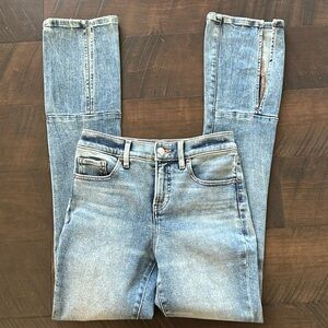 Express SKYSCRAPER Mid Rise Jean. Long length 2R